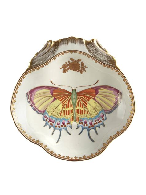 Mottahedeh Sacred Bird And Butterfly Shell Dish One Color Editorialist