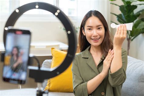 สร้างความน่าเชื่อถือให้แบรนด์ด้วย Influencer และ KOL Marketing