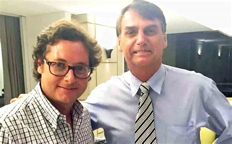 Sued E Prosperidade Bolsonaro Foge De Entrevista Ao Perguntarem Sobre