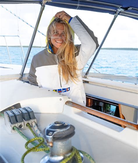 Lauren Landers | lazy downwind sail to a new (stunning) anchorage.. my