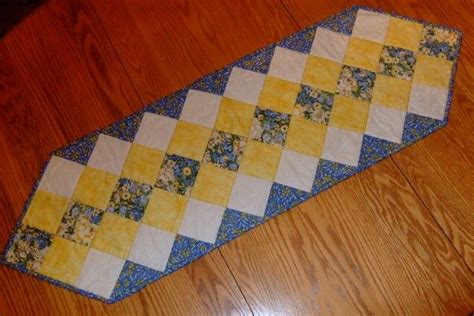 Simple Quilted Table Runners Patterns Quilted Table Runners Table Runner Pattern