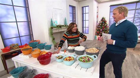 Rachael Ray Set Of 3 Stoneware Mixing Bowls On Qvc Youtube