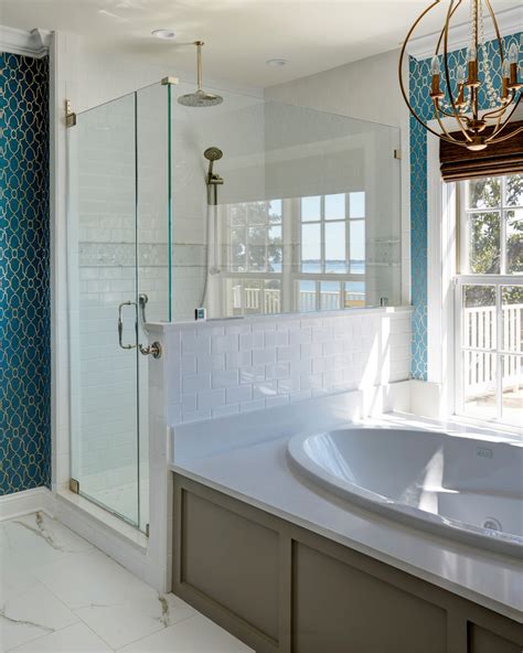 Stylish Riverfront Classique Chic Salle De Bain Jacksonville