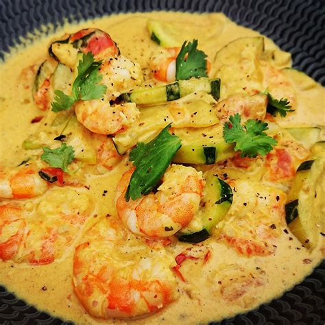 Wok De Crevettes Et Courgettes Au Curry Et Lait De Coco