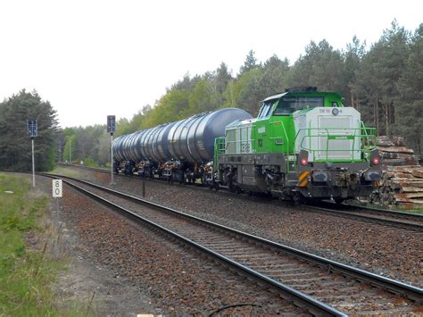 Eine Rangierabteilung Schob Am Mai Kesselwagen Vom Pck Schwedt