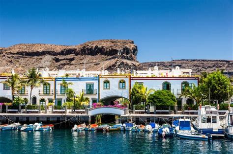 Warmest Canary Island In February Is 22c And Boasts Beautiful Sand Dunes Travel News Travel