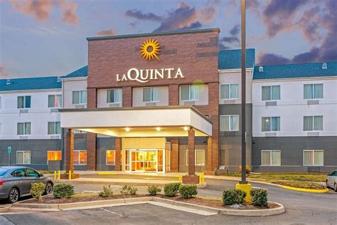 La Quinta Inn And Suites By Wyndham Manassas 74 ̶1̶0̶1̶ Updated