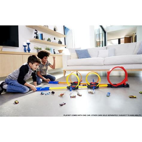 Set Pista Cu 3 Bucle Si Masinuta Hot Wheels Noriel