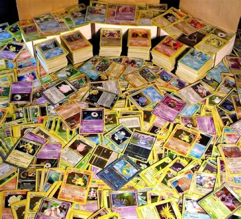 POKEMON CARDS BUNDLE V Or VMAX ULTRA RARE FULL HOLO CARD HOLO SHINY