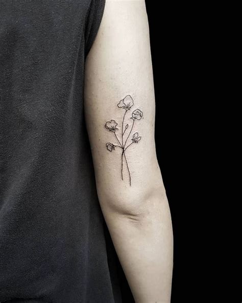 57 Sweet Pea Flower Tattoo Ideas [2024 Inspiration Guide] | Flower outline tattoo, Flower tattoo ...