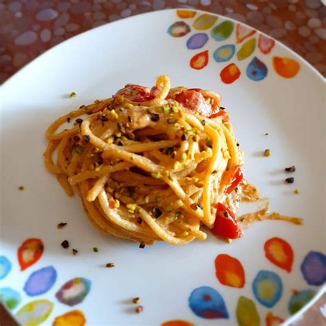 Le Ricette Di Himera Live Spaghetti Cremosi Tricolore Himeralive It