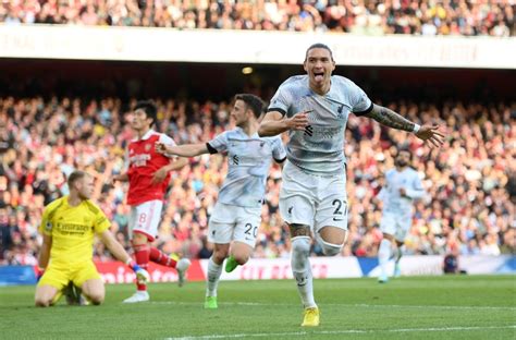 Darwin Nunez taunts Arsenal fans with crying celebration as he scores ...