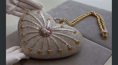 Mouawad 1001 Nights Diamond Purse es el bolso más caro del mundo ...