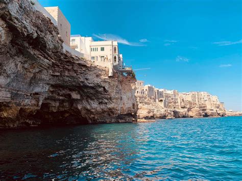 Tour In Barca Alle Grotte Di Polignano A Mare Freedome