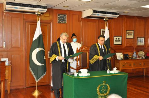 Honble Mr Justice Umar Ata Bandial Takes Oath As Acting Chief Justice