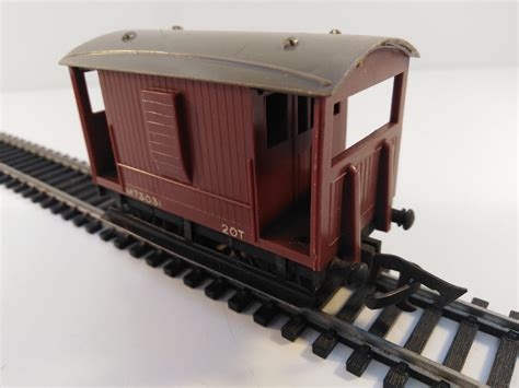 OO Gauge Triang Brake Van 20T M73031 Rocket Railways