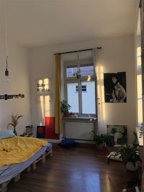 Sonniges Zimmer in Altbau mit Balkon WG Zimmer in Passau Haidenhof Süd