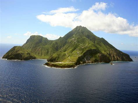 The Caribbean Island of Saba - Is It Right For You? - Albert & Michael ...