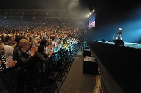 Foto Koncerty O Arena Praha Koncert Jarek Nohavica Jarek