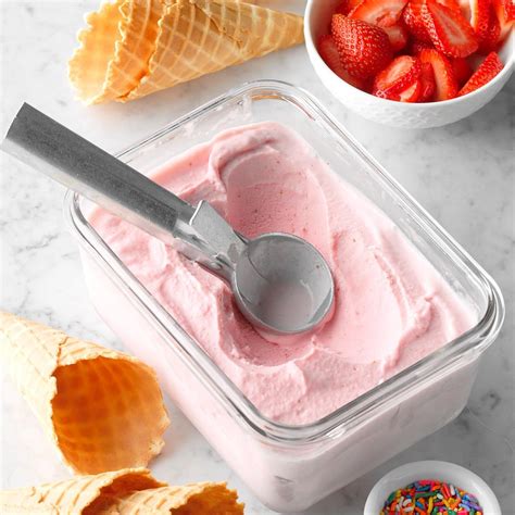 Homemade Strawberry Ice Cream Recipe: How to Make It