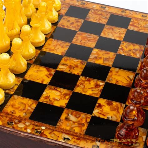 Élégant jeu d échecs en ambre de haute qualité fait à la main