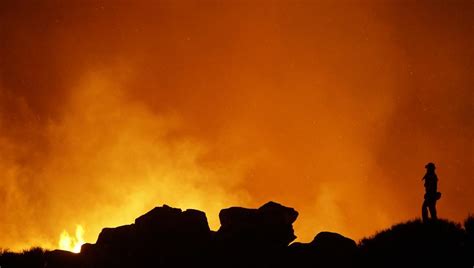 El incendio de Tenerife activo tras quemar 13 000 hectáreas FOTOS