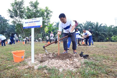 Kolaborasi Bersama Pi Grup Pupuk Kaltim Tanam Ratusan Bibit Pohon