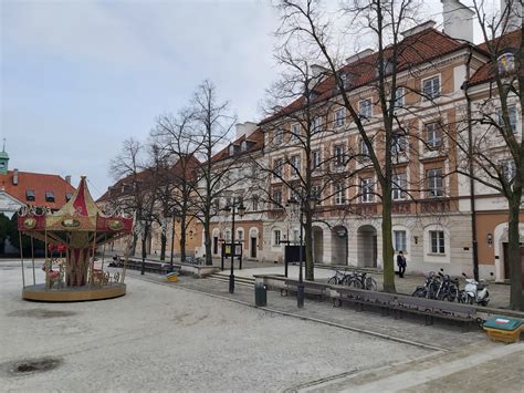 Stołeczne place Rynek Nowego Miasta w Warszawie