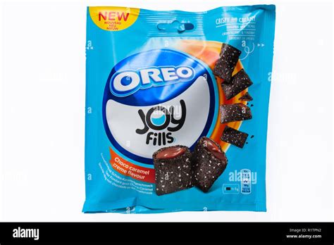 Oreo joy fills choco caramel creme flavour hi-res stock photography and ...