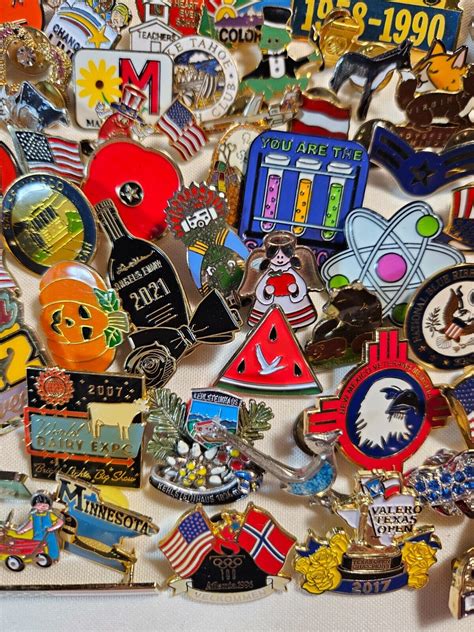 B Lot Of 104 Assorted Lapel Pins Vintage To Now 1lb 6oz Ebay