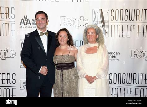 nancy guthrie  arrivals   songwriters hall  fame annual