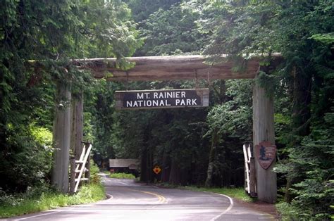 South Entrance To Mount Rainier Wa Rainier National Park National