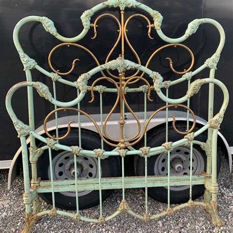 Blog Cathouse Antique Iron Beds