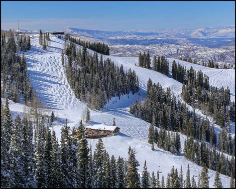 8 Incredible Ski-In Ski-Out Lodging in Aspen and Snowmass - Skiing Kids