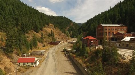 This Eerie And Fantastic Footage Takes You Inside Idahos Abandoned