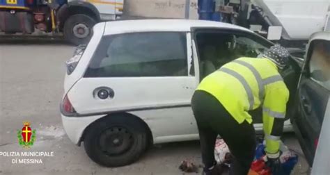 Messina Caccia A Chi Abbandona I Rifiuti Per Strada La Municipale