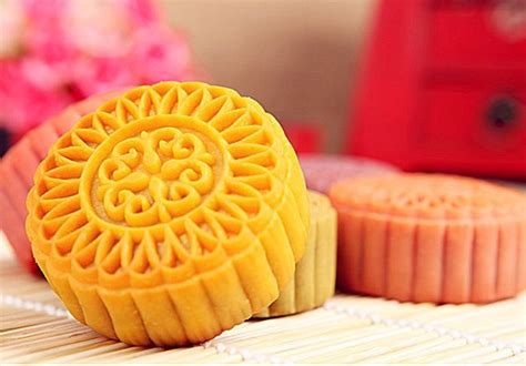 Benran Traditional Mid Autumn Festival DIY Decoration Hand Press Moon