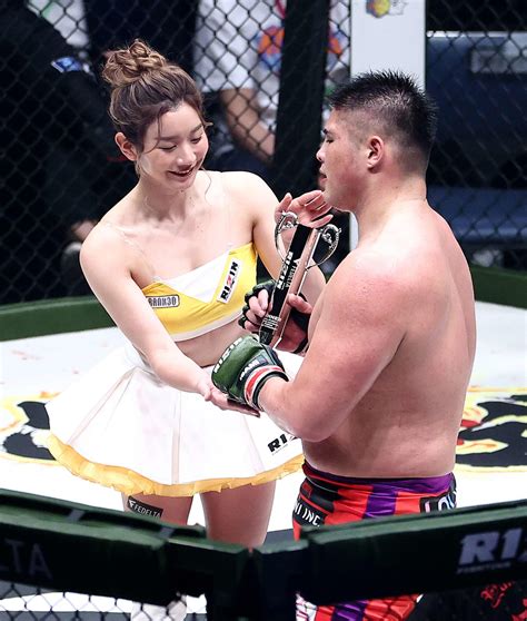 【rizin】スダリオ剛が再起戦で圧勝「お父さんになって初の試合。かっこいい姿見せたくて」 格闘技写真ニュース 日刊スポーツ