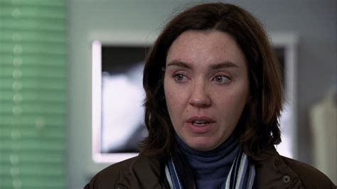 Stephanie Courtney (Flo from the Progressive commercials) in an episode of ER : r/No_Small_Parts