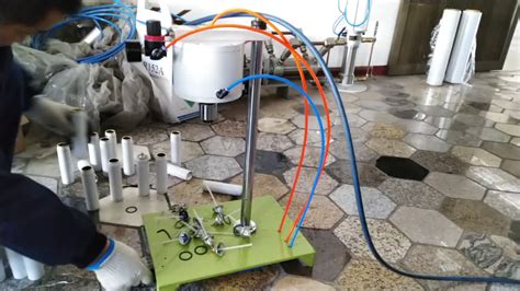 Manual Aerosol De Crimping Machine For Remove The Valve From The Can