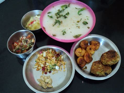 Oriyarasoi - The cosmopolitan Odia's Kitchen !: Dahi pakhala - an authentic rice preparation ...