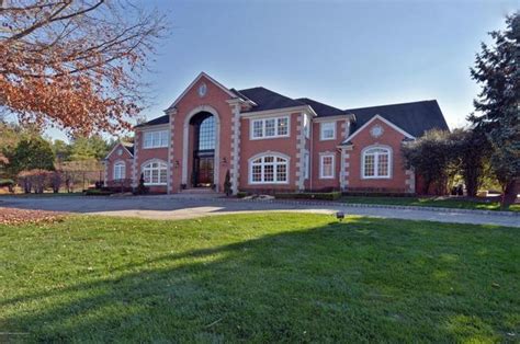 161 Homes for Sale in Holmdel, NJ | Holmdel Real Estate - Movoto