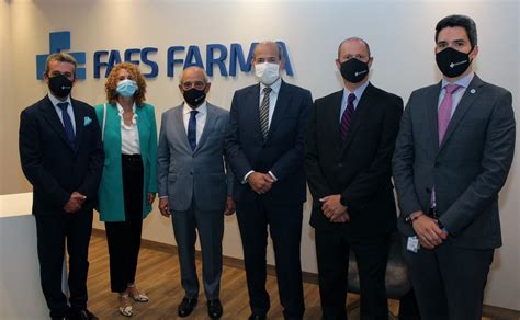 Faes Farma Colombia inaugura en Bogotá nuevas oficinas en el marco de