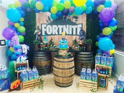 Fortnite Birthday Party with Incredible Cake and Balloon Decorations