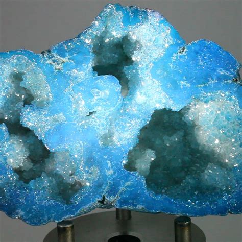 Crystal Geodes