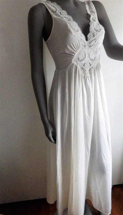 1980s Vintage Olga White Nightgown Lace Trim Plunging Neckline Size