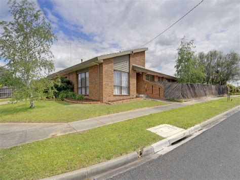 64 Hazelwood Road Traralgon Vic 3844 Property Details