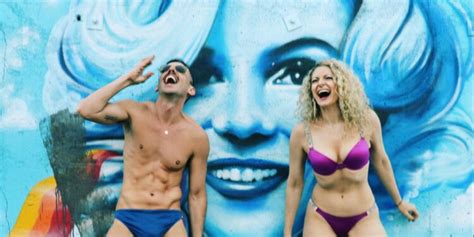 Hot Sexy Amber Ardolino Bikini Pics