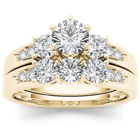 1 3 8 Carat T W Diamond Three Stone 14kt Yellow Gold Engagement Ring