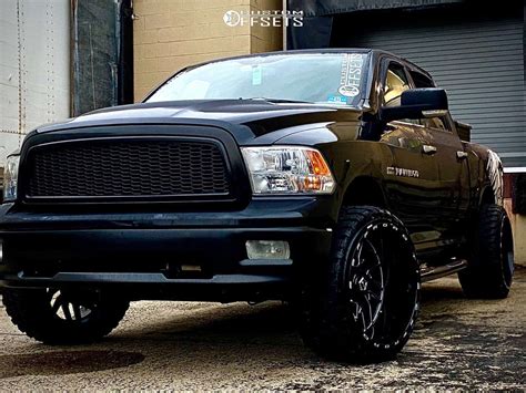 2011 Dodge Ram 1500 With 24x14 76 Tis 544bm And 33 13 5r24 Atturo Trail Blade Mt And Suspension